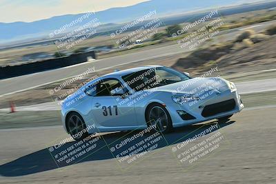 media/Dec-13-2025-Extreme Speed (Sat) [[d129ecb0b9]]/Beginner/Session 3 (Turn 5)/